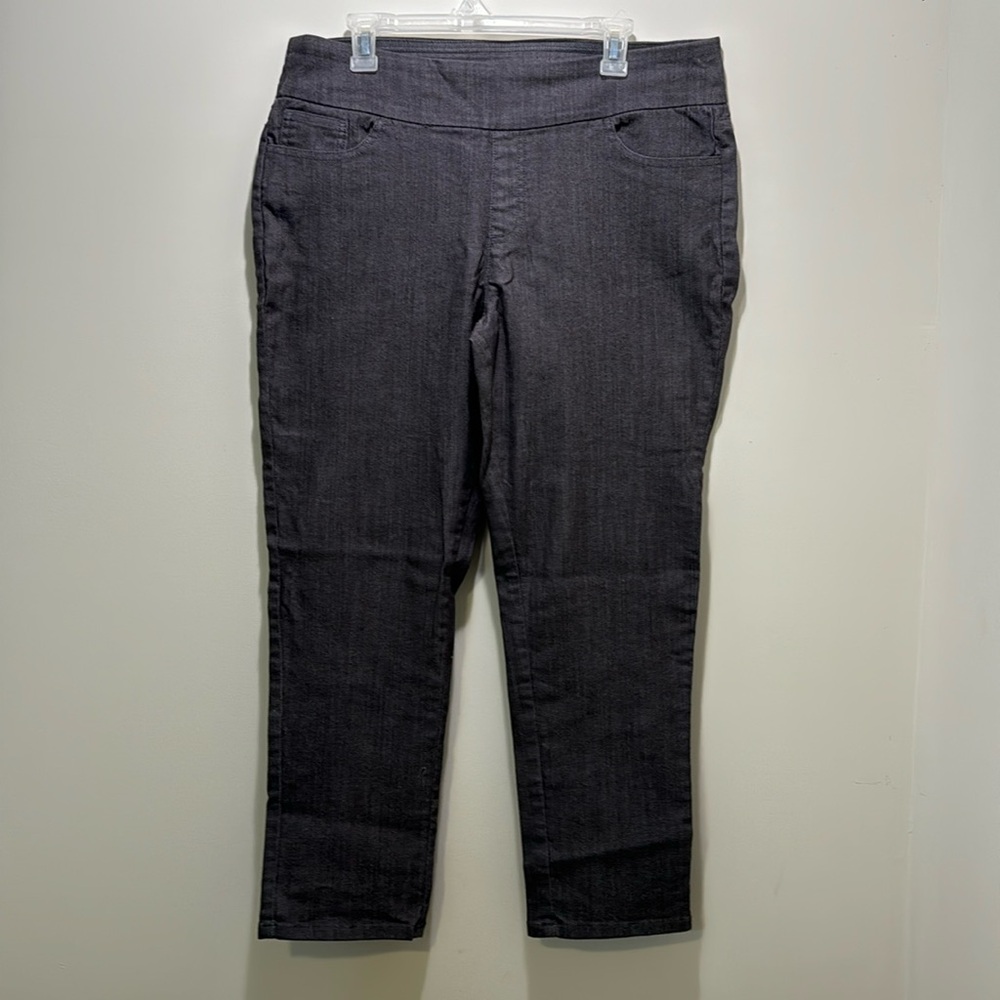 Women Gray Capris Pants Size:16